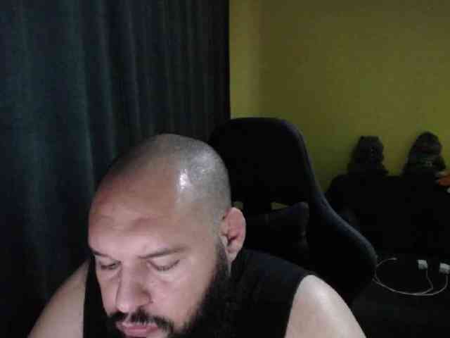 GuesssWho24