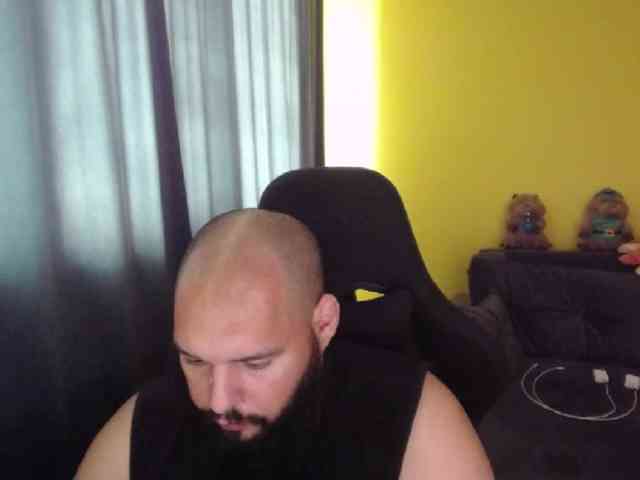 guessswho24