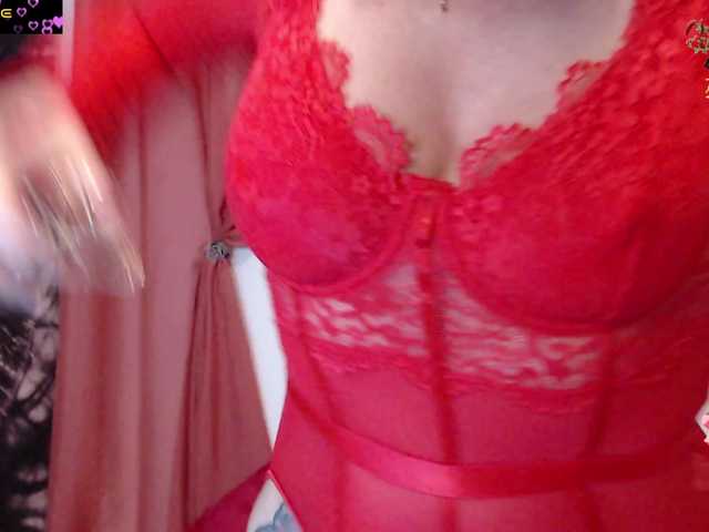 anaiza's BongaCams show and profile