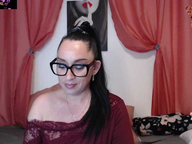 anaiza's BongaCams show and profile