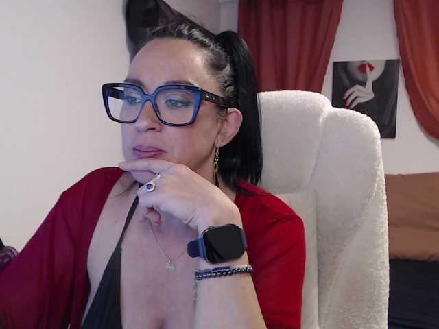 anaiza's BongaCams show and profile