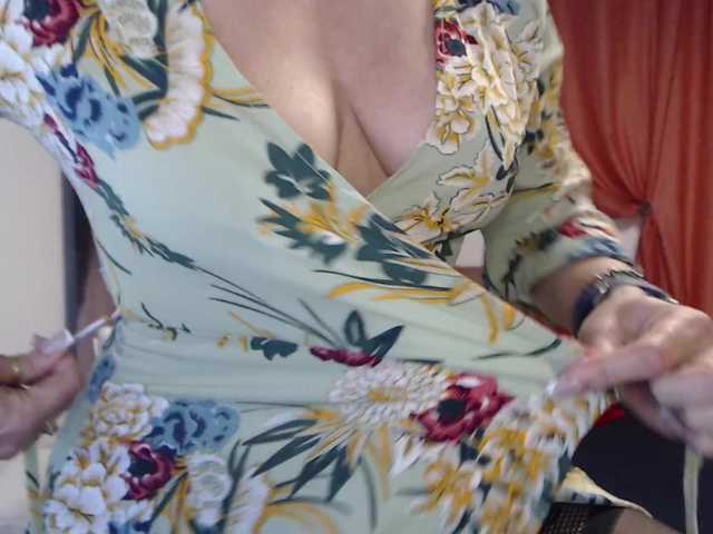 anaiza's BongaCams show and profile