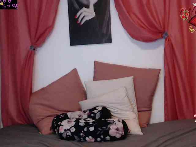 anaiza Live Webcam on BongaCams