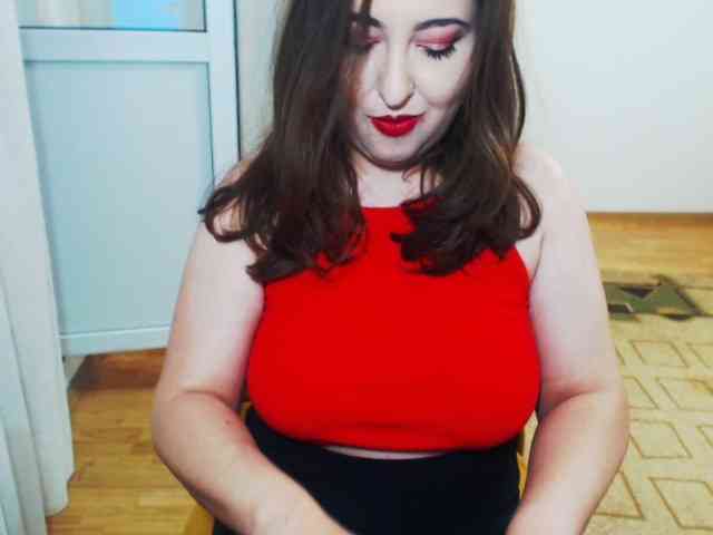 Shaved white, Shaved babes, Group chat for 40 tokens, Privates for 30 59 to..., cunnilingus 7