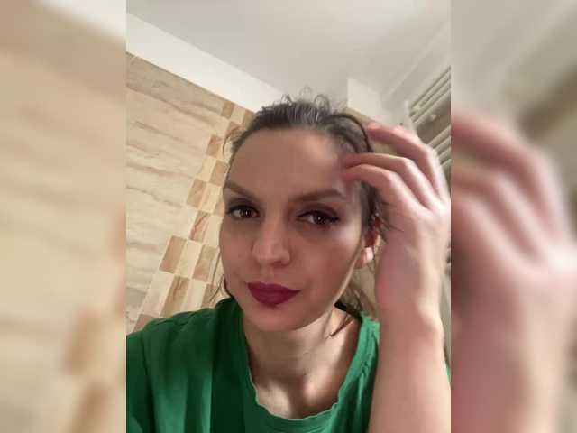 ameliex69's BongaCams show and profile