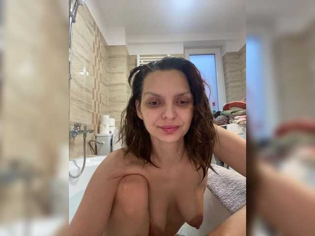 ameliex69's BongaCams show and profile