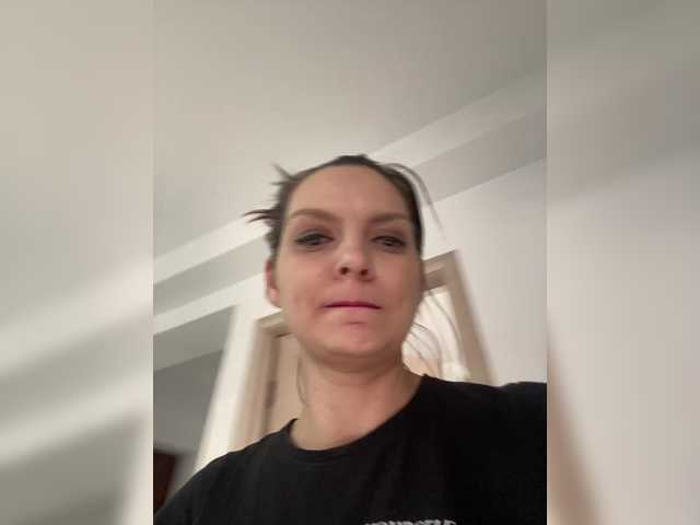 ameliex69 — only for today 50.....finger pussy dont think too much let s have some fun