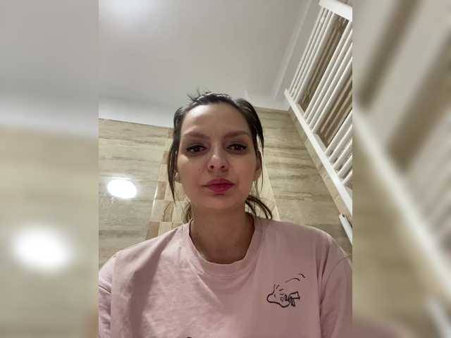 ameliex69's BongaCams show and profile