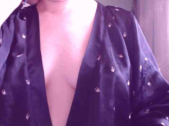 SweetBrunete webcam