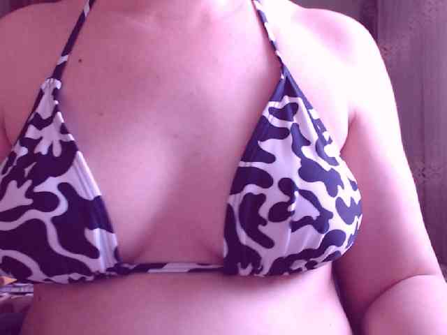 SweetBrunete webcam