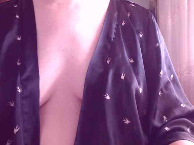SweetBrunete webcam