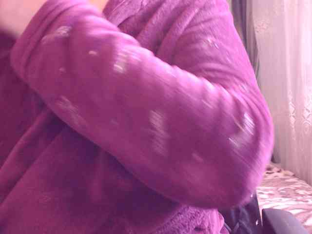 SweetBrunete webcam
