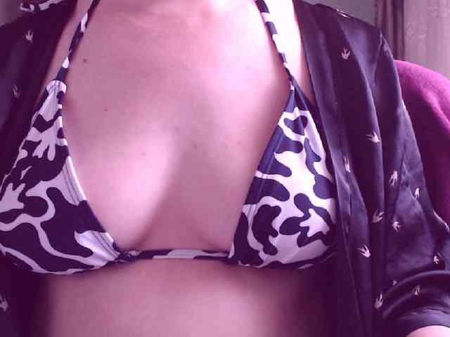 sweetbrunete