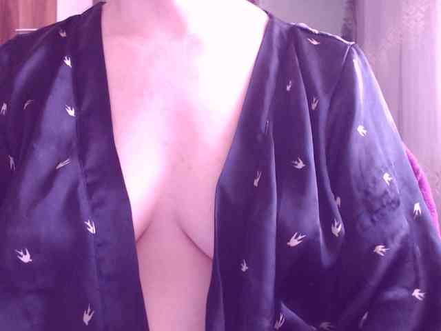 SweetBrunete webcam