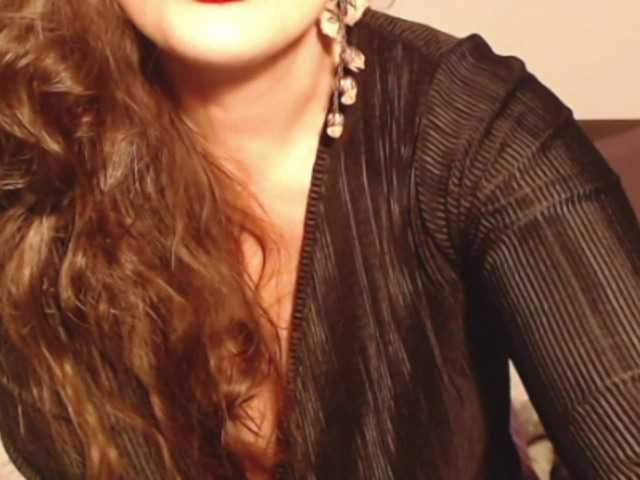 ellaine live cam profile