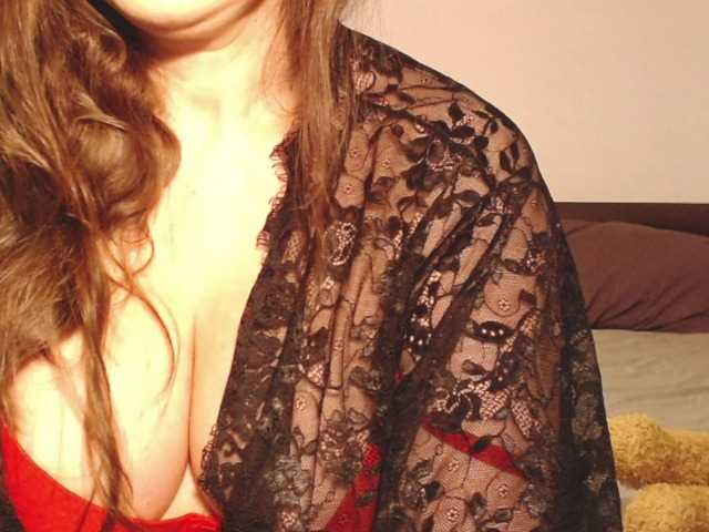 ellaine's BongaCams show and profile