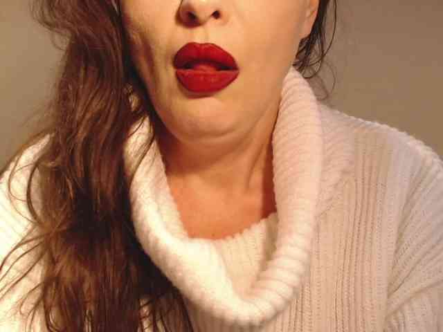 ellaine Live Webcam on BongaCams