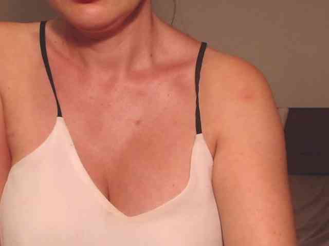 Ellaine webcam