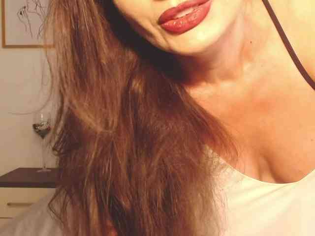 Ellaine webcam