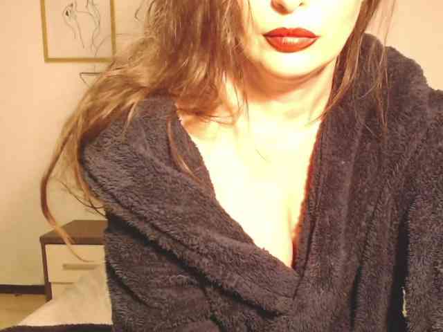 Lutetia webcam