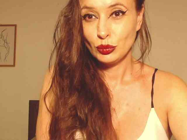 Ellaine webcam