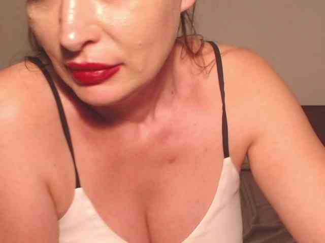 Ellaine webcam