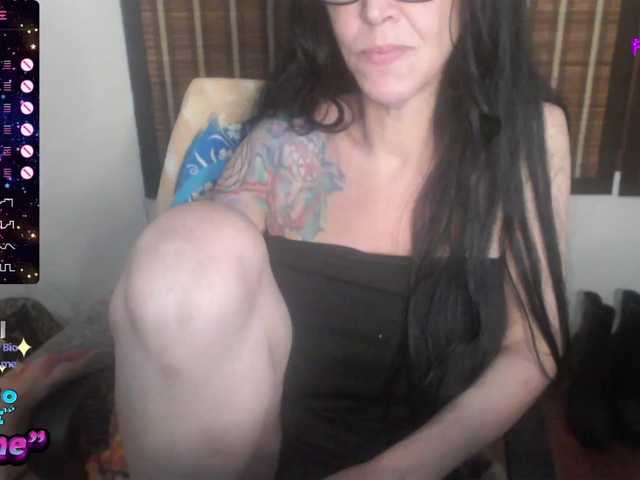 venusx1's BongaCams show and profile