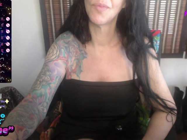 venusx1's BongaCams show and profile