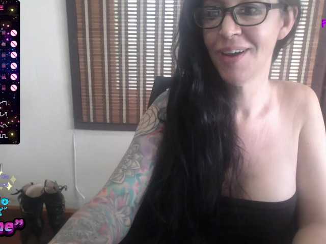 venusx1's BongaCams show and profile