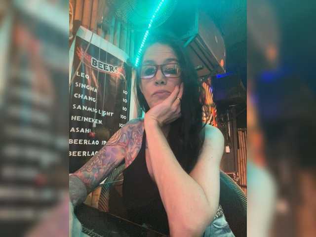 venusx1's BongaCams show and profile