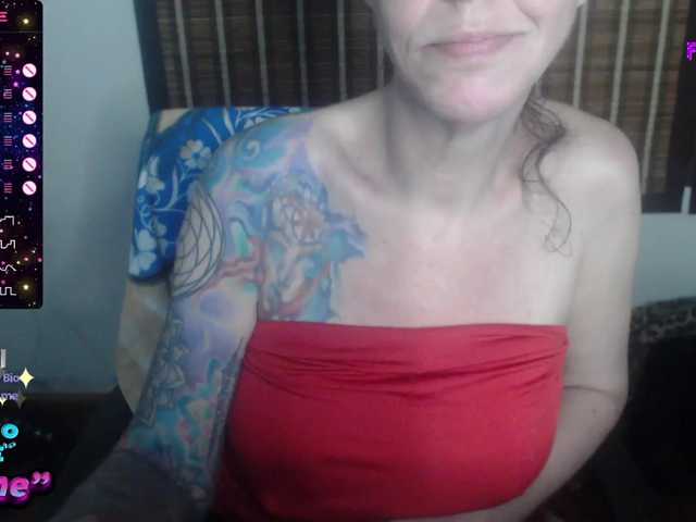 venusx1 from BongaCams