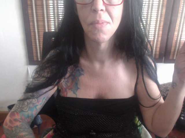 venusx1's BongaCams show and profile