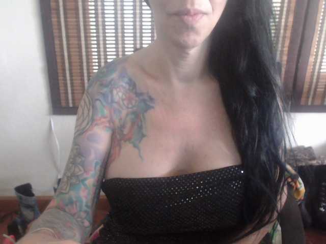 venusx1's BongaCams show and profile