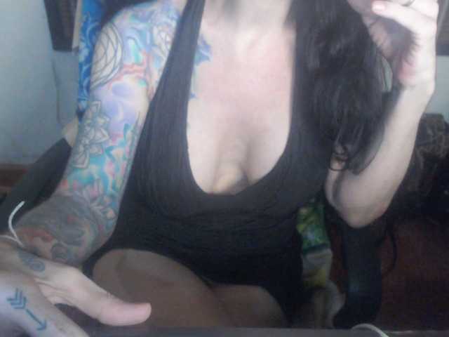 venusx1's BongaCams show and profile