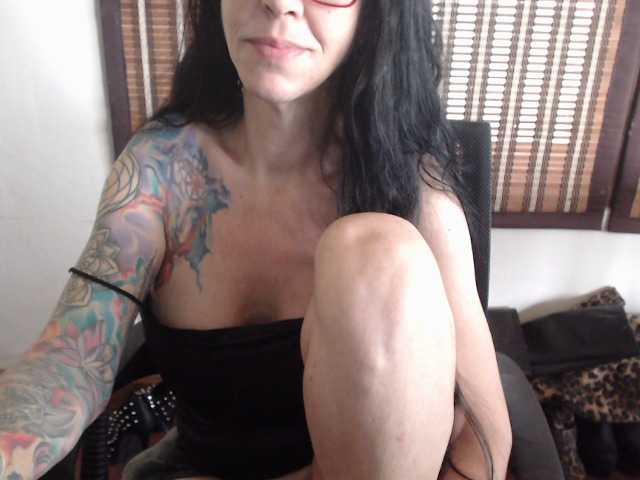 venusx1's BongaCams show and profile