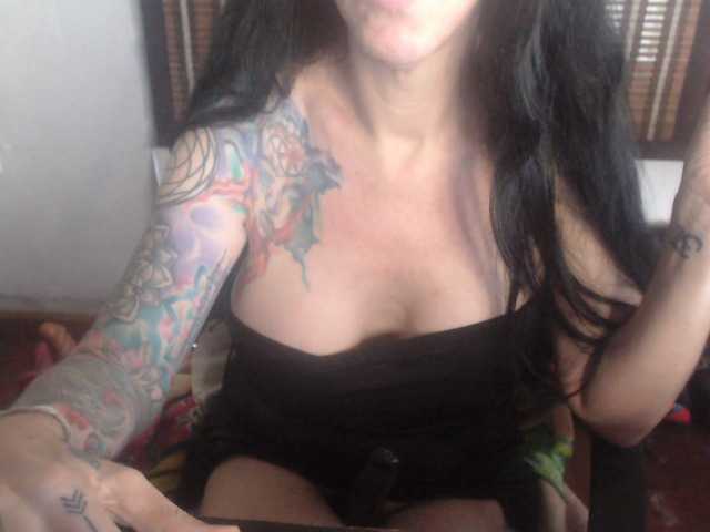 venusx1's BongaCams show and profile