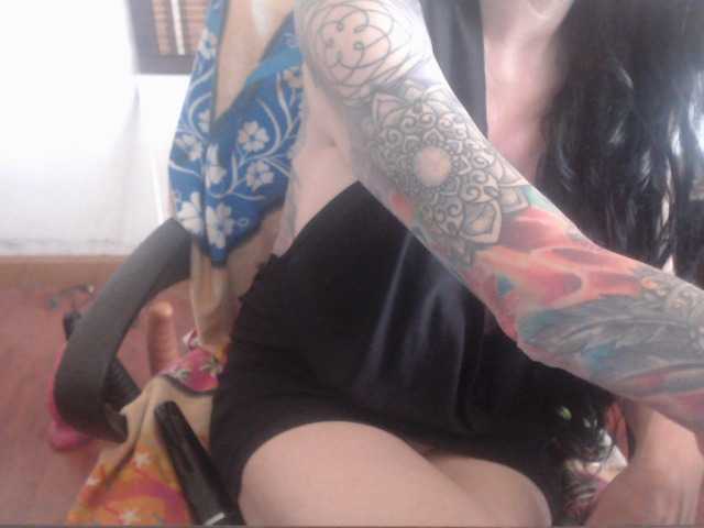 venusx1's BongaCams show and profile