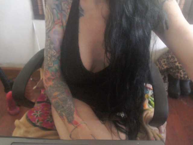 venusx1's BongaCams show and profile