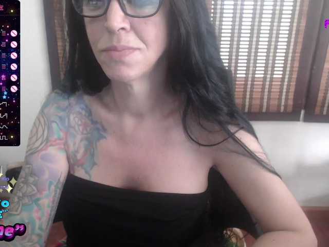 venusx1's BongaCams show and profile