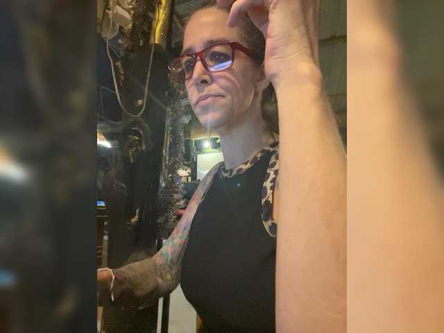 venusx1's BongaCams show and profile