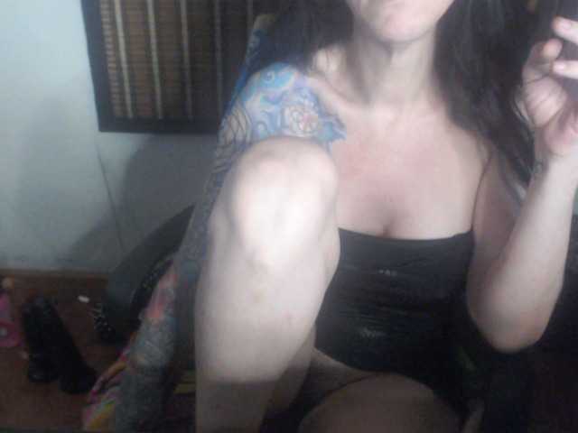 venusx1's BongaCams show and profile