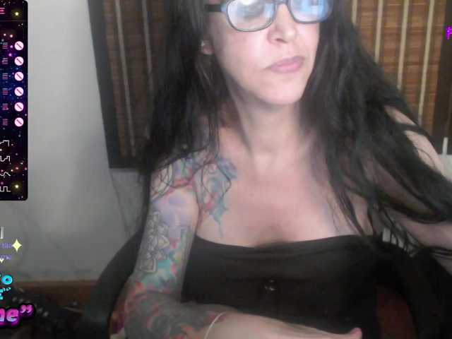 venusx1's BongaCams show and profile