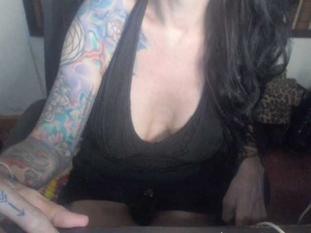 venusx1's BongaCams show and profile