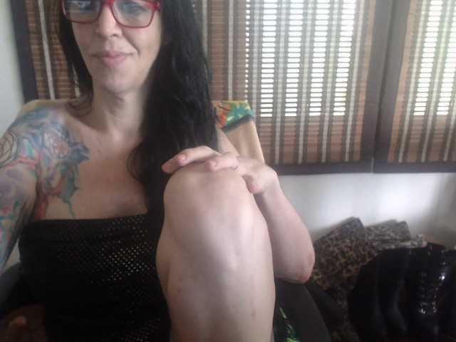 venusx1's BongaCams show and profile