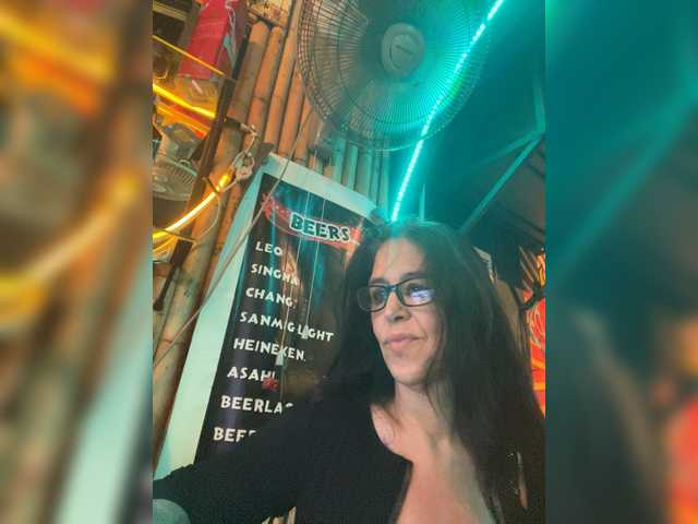 venusx1's BongaCams show and profile