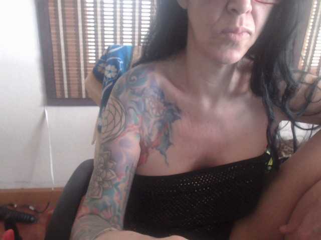 venusx1's BongaCams show and profile