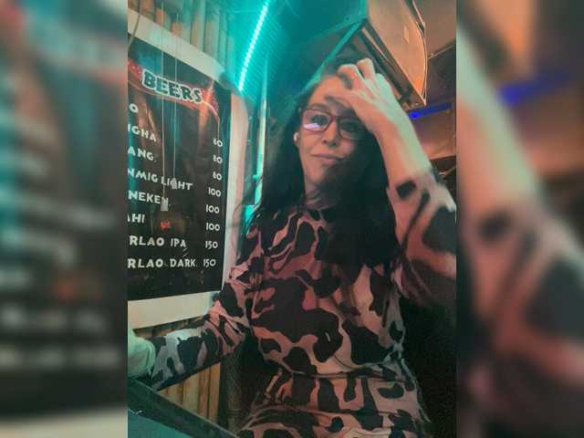 venusx1's BongaCams show and profile