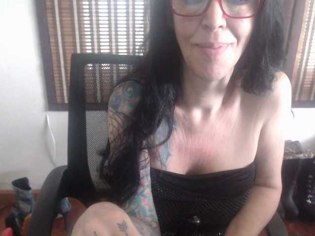 venusx1's BongaCams show and profile