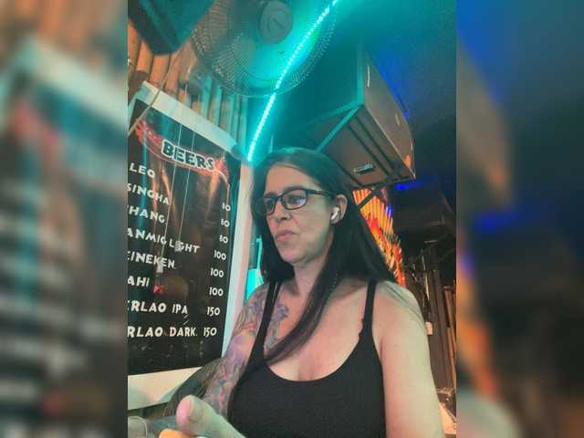 venusx1's BongaCams show and profile