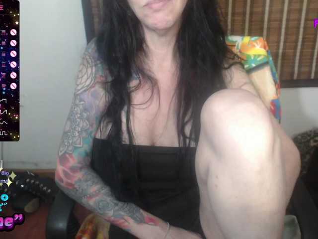 venusx1's BongaCams show and profile